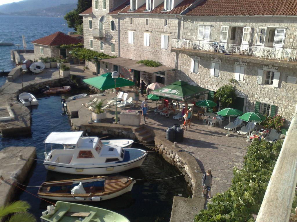 Apartments Barizon Luštica Luaran gambar