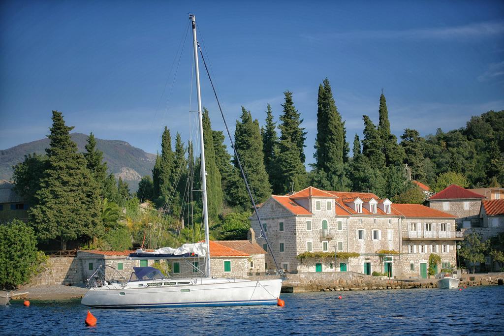 Apartments Barizon Luštica Luaran gambar